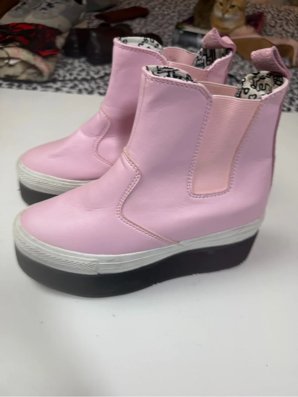 IIJIN Pink Super Chunky Platform Slip-On Sneakers/Boots 9.5-10. *FLAWS/READ*